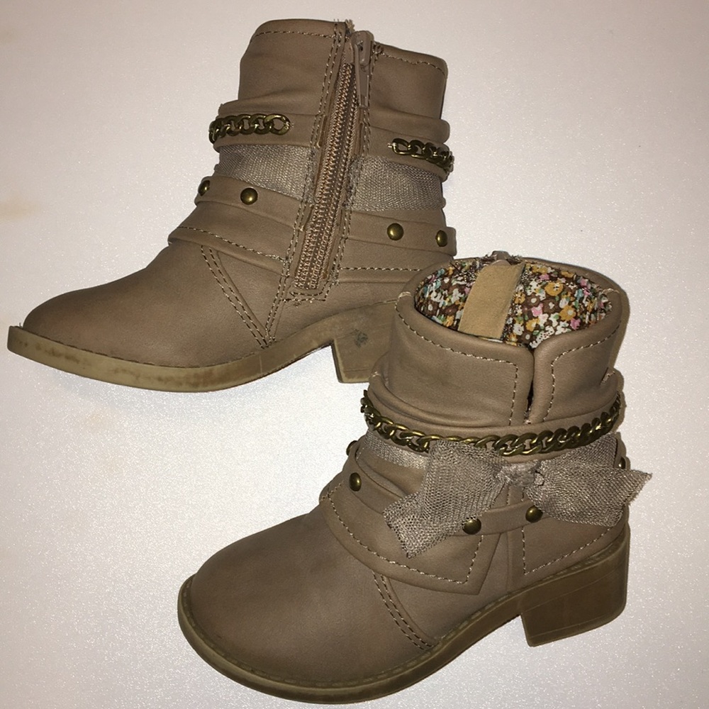 Toddler shoe